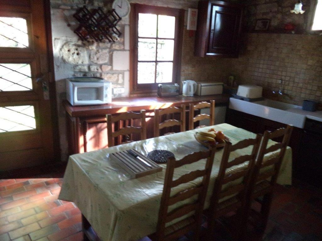 Traditional Charentais Cottage In Countryside 25 Minutes From Royan Balanzac Eksteriør billede
